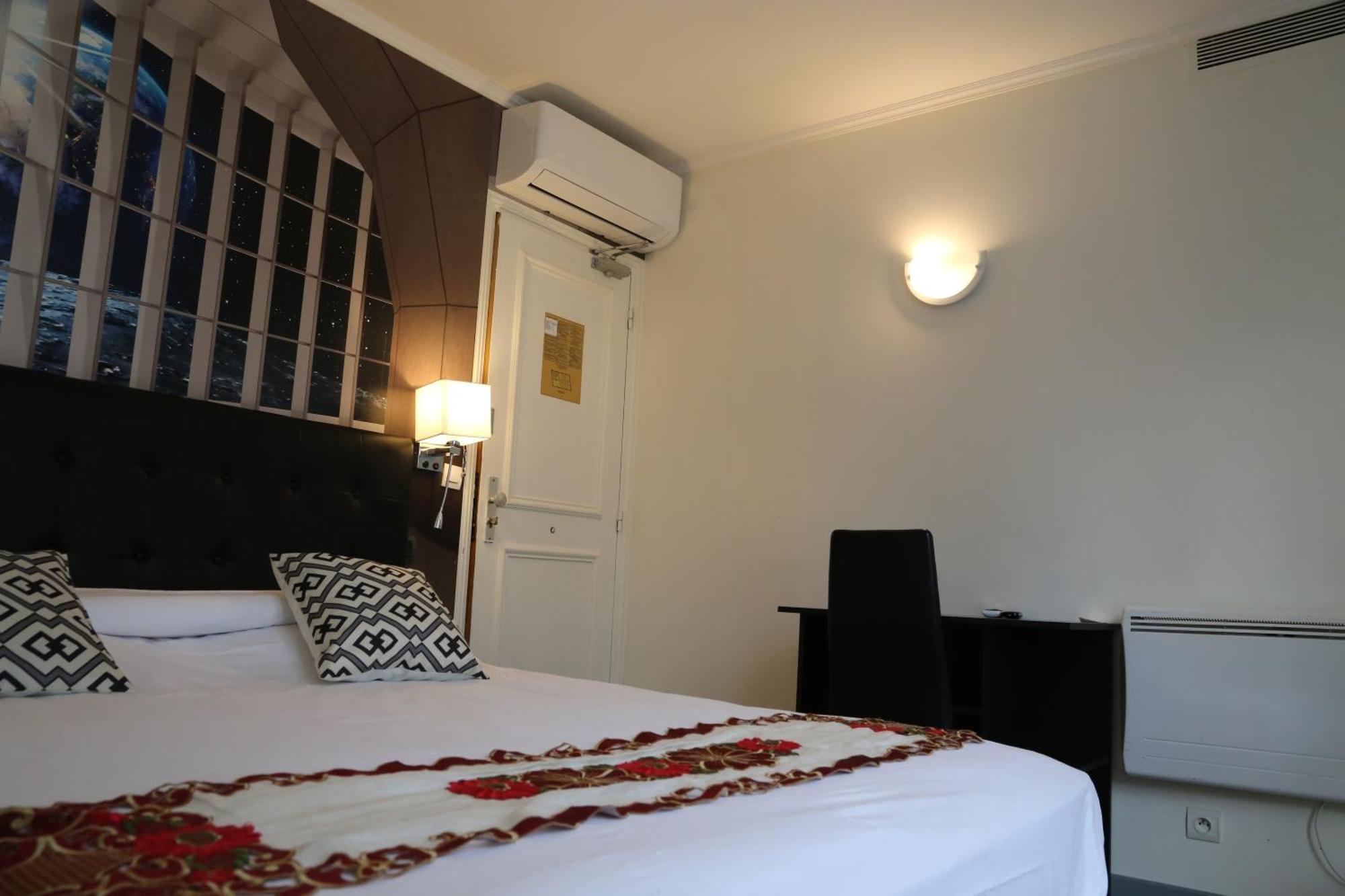 Hotel Princesse Isabelle Puteaux Exterior photo
